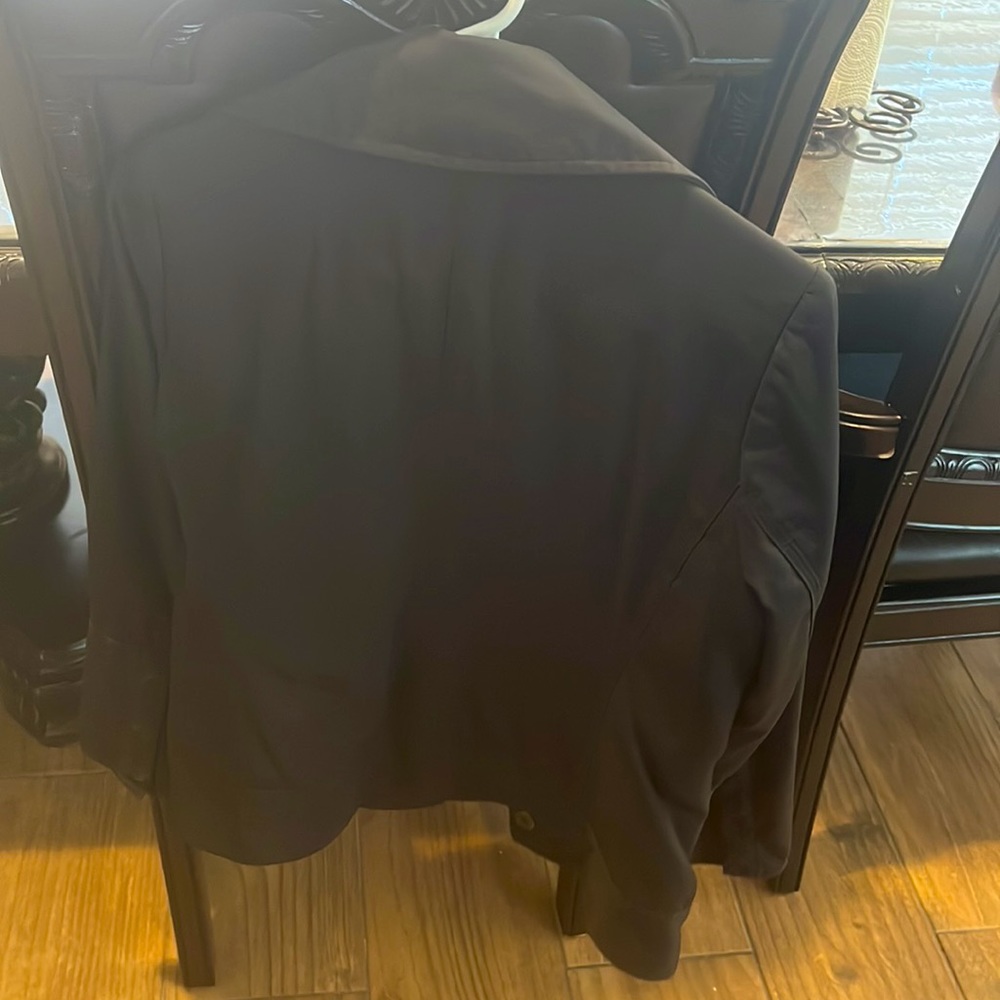 GAP Jacket. - Picture 3 of 3